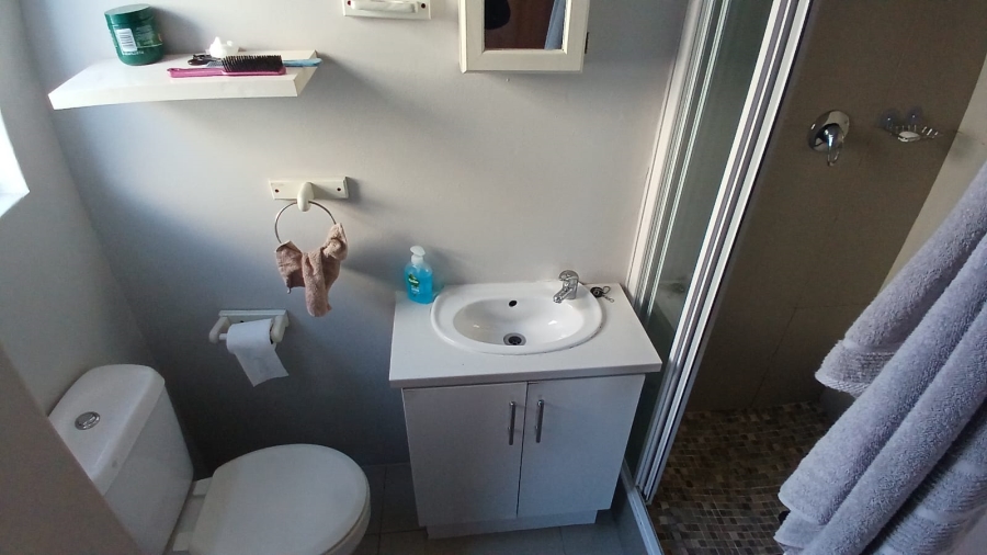 To Let 3 Bedroom Property for Rent in Parsonsvlei Eastern Cape